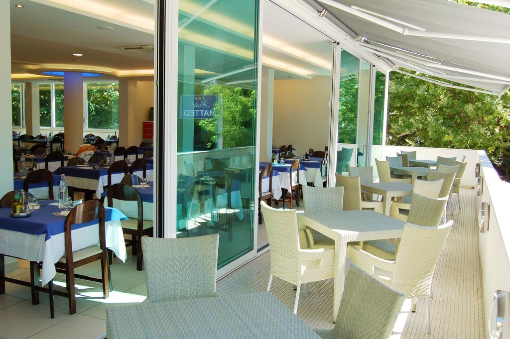 Hotel Matteo แชร์เวีย ภายนอก รูปภาพ